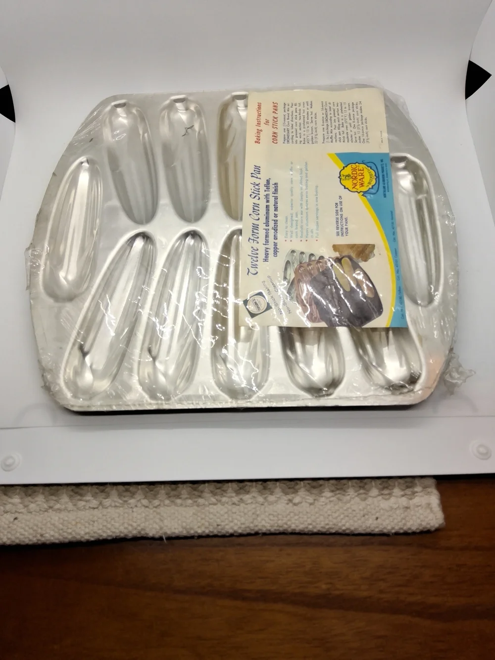 Nordic Ware up auction